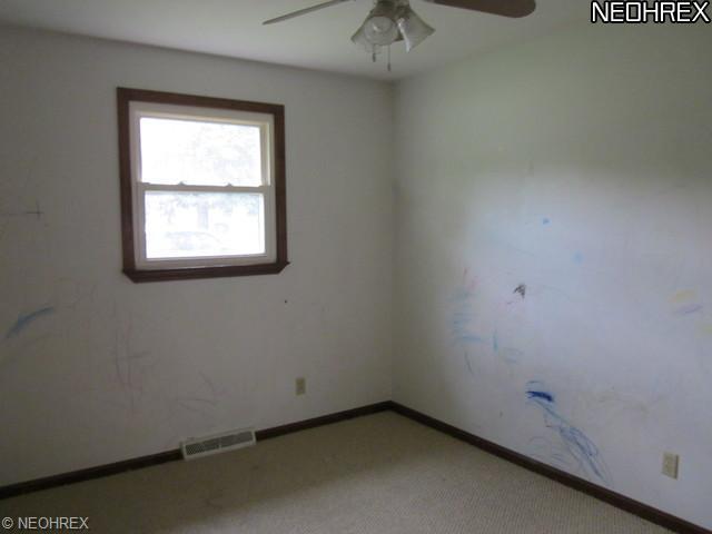 42106 Adelbert St, Elyria, OH 44035 photo 4