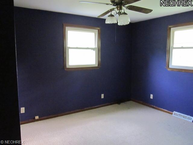 42106 Adelbert St, Elyria, OH 44035 photo 3