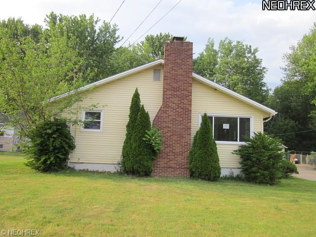 42106 Adelbert St, Elyria, OH 44035 photo 1