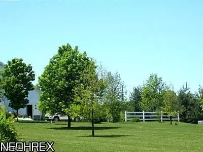 8992 Hayes Rd, Wayne, OH 44428 photo 25