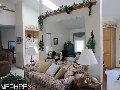 8992 Hayes Rd, Wayne, OH 44428 photo 5