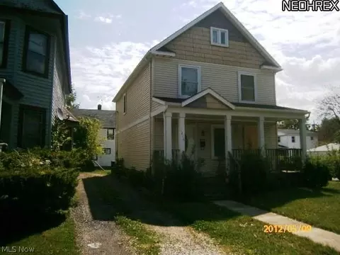 1216 Middle St, Elyria, OH 44035 photo 1