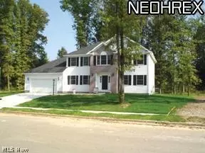 304 Aspen Dr, Dover, OH 44622 photo 1