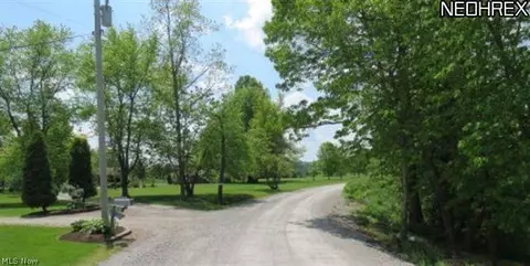 164 Arbor Rd, Minerva, OH 44657 photo 2