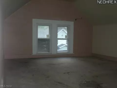 84 Cotter Ave, Akron, OH 44305 photo 18