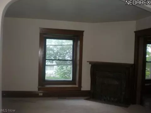 84 Cotter Ave, Akron, OH 44305 photo 3
