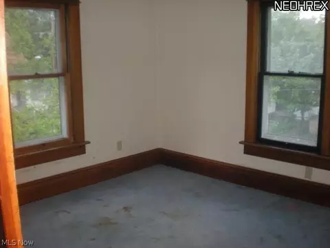 84 Cotter Ave, Akron, OH 44305 photo 11