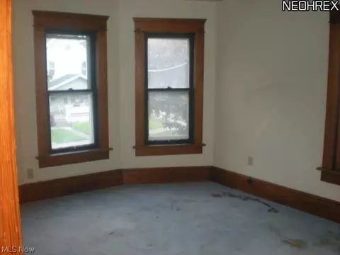 84 Cotter Ave, Akron, OH 44305 photo 12