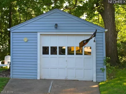 862 E 209th St, Euclid, OH 44119 photo 18