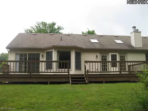 5500 Walnut Grove Cir, Struthers, OH 44471 photo 16