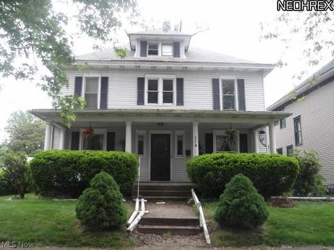 430 Locust St, Coshocton, OH 43812 photo 1