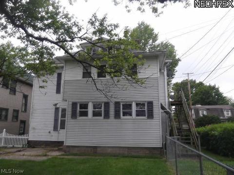 430 Locust St, Coshocton, OH 43812 photo 2