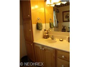2408 Walnut Blvd, Ashtabula, OH 44004 photo 7