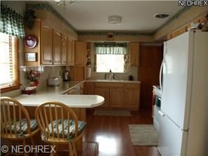 2408 Walnut Blvd, Ashtabula, OH 44004 photo 9