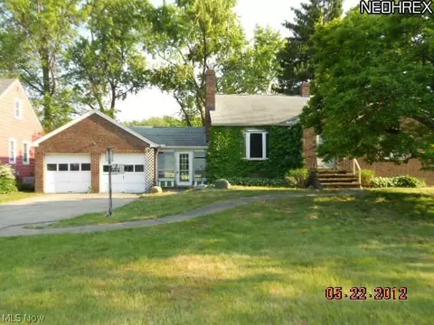 10419 Biddulph Rd, Brooklyn, OH 44144 photo 1
