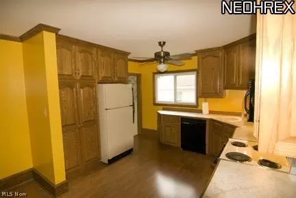 1279 Big Falls Ave, Akron, OH 44310 photo 10