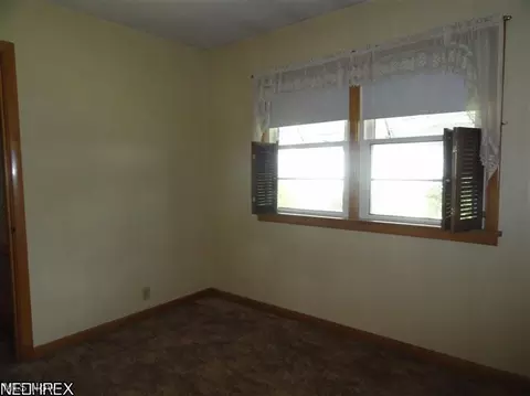 1714 Dover Ave, Dover, OH 44622 photo 10