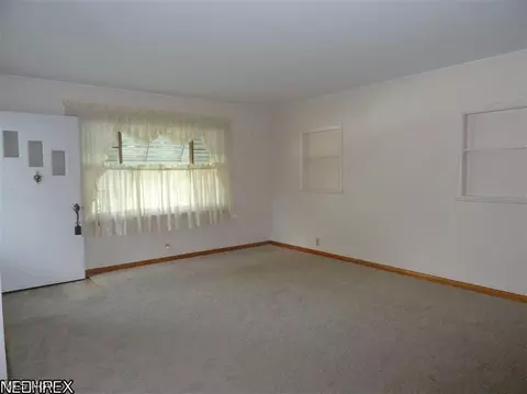 1714 Dover Ave, Dover, OH 44622 photo 3