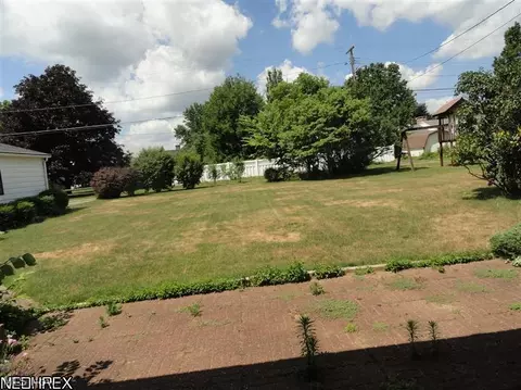 1714 Dover Ave, Dover, OH 44622 photo 11