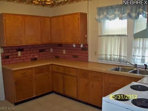 5213 Summer Ave, Ashtabula, OH 44004 photo 7