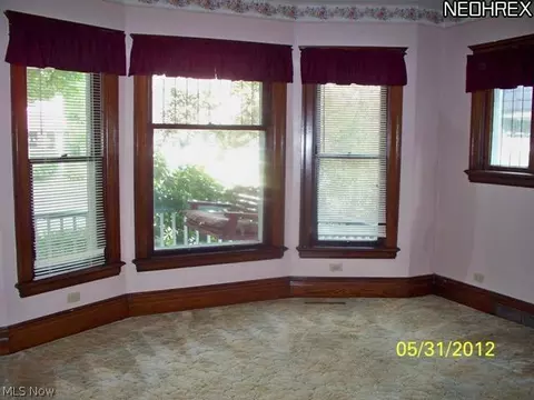 5213 Summer Ave, Ashtabula, OH 44004 photo 3