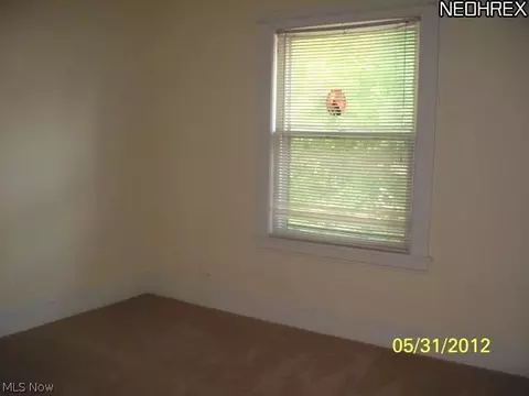 5213 Summer Ave, Ashtabula, OH 44004 photo 12