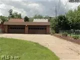 6128 Ridge Rd, Parma, OH 44129 photo 2