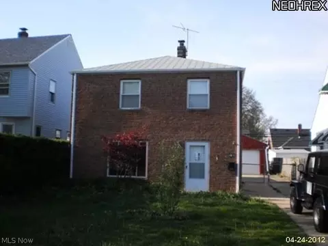 20871 Morris Ave, Euclid, OH 44123 photo 1