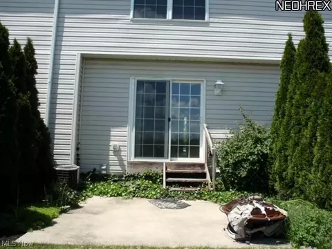 186 Meander Ln, Elyria, OH 44035 photo 7