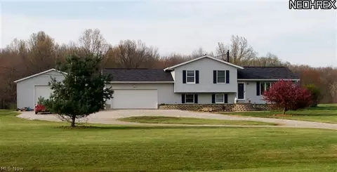 9119 Yale Rd, Diamond, OH 44412 photo 1