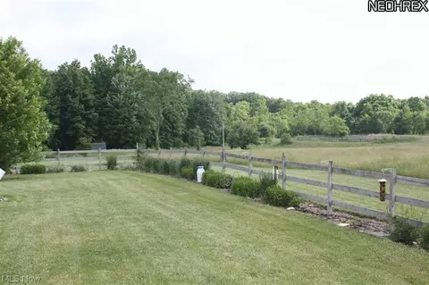 9119 Yale Rd, Diamond, OH 44412 photo 21