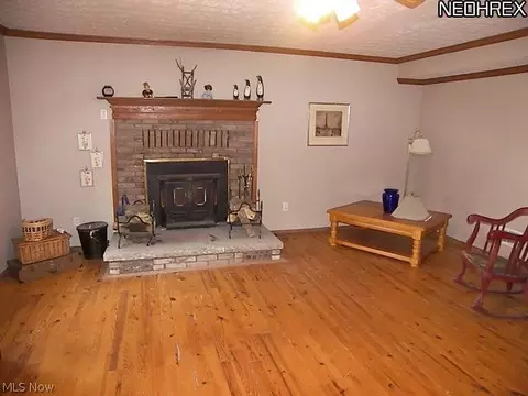 7635 Fields Rd, Chagrin Falls, OH 44023 photo 16