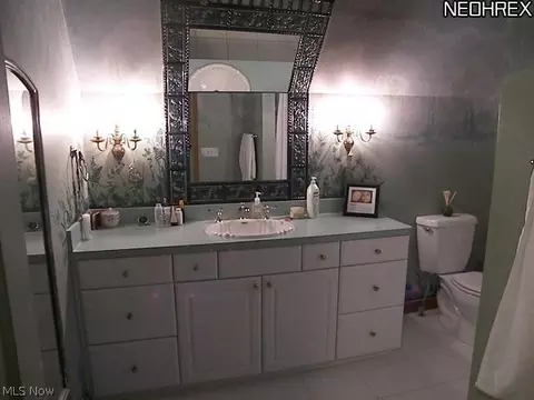 7635 Fields Rd, Chagrin Falls, OH 44023 photo 12