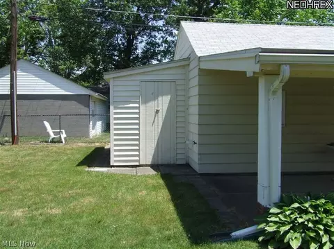 30453 Mark Ct, Wickliffe, OH 44092 photo 15