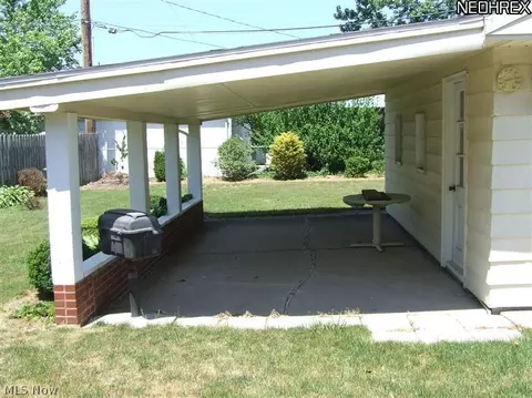 30453 Mark Ct, Wickliffe, OH 44092 photo 14