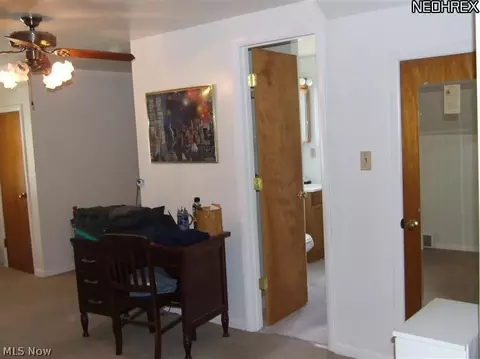 30453 Mark Ct, Wickliffe, OH 44092 photo 5