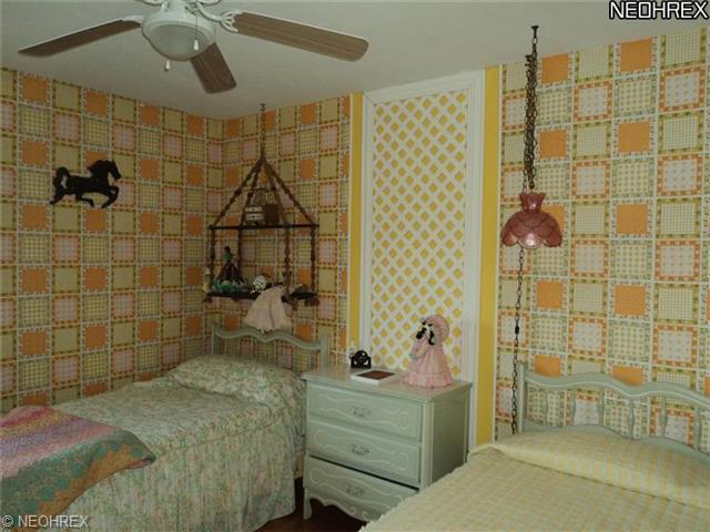 111 Forest Garden Dr, Youngstown, OH 44512 photo 11