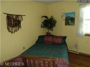 111 Forest Garden Dr, Youngstown, OH 44512 photo 12