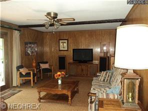 111 Forest Garden Dr, Youngstown, OH 44512 photo 8