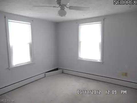126 Caroline St, Elyria, OH 44035 photo 6