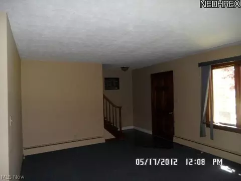 126 Caroline St, Elyria, OH 44035 photo 4