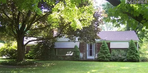 2534 Midvale NW, Canton, OH 44708 photo 1