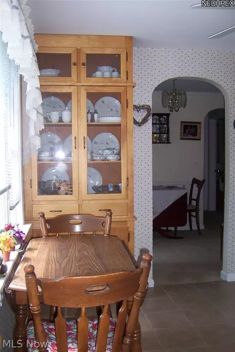 2534 Midvale NW, Canton, OH 44708 photo 4