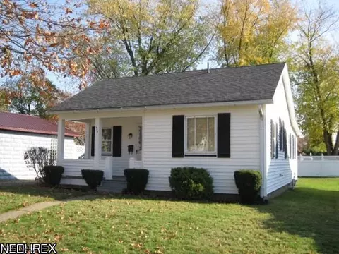 110 W 13th St, Dover, OH 44622 photo 2