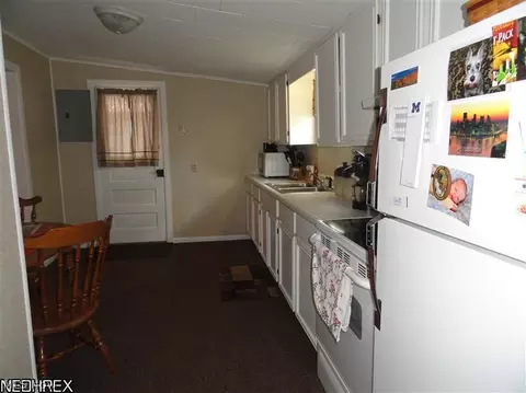 110 W 13th St, Dover, OH 44622 photo 5