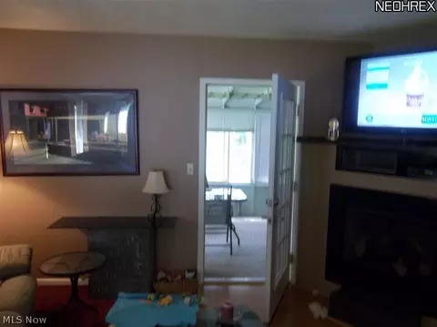 6569 Solon Blvd, Solon, OH 44139 photo 3