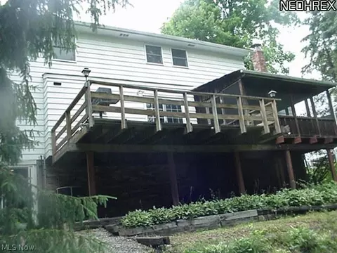 37560 Fox Run Dr, Solon, OH 44139 photo 2