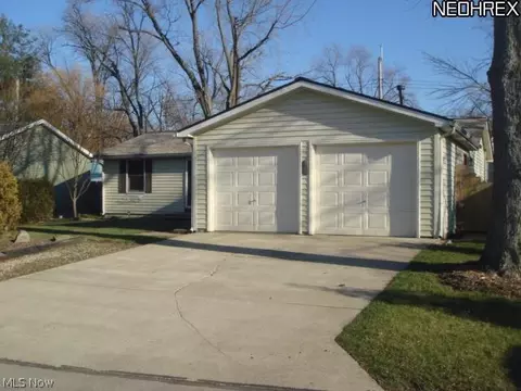 128 Overlook Rd, Huron, OH 44839 photo 1