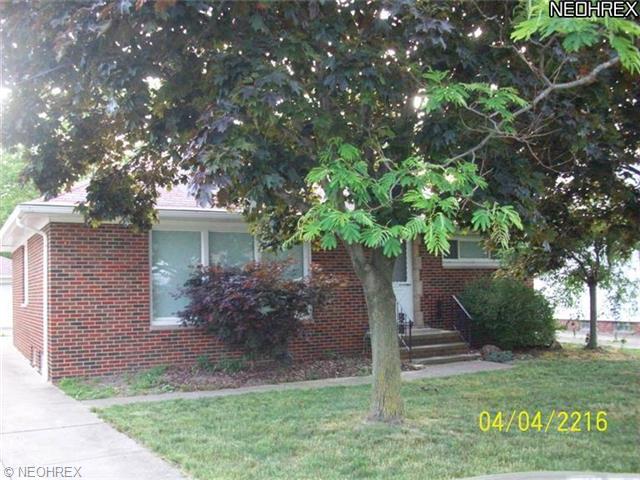 304 E 280th St, Euclid, OH 44132 photo 1