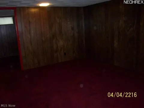 304 E 280th St, Euclid, OH 44132 photo 12